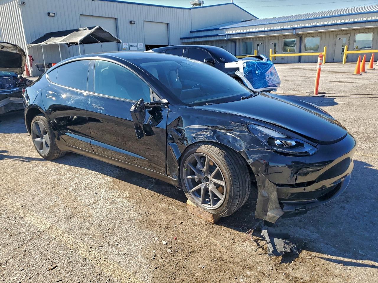 Tesla Model 3 Image 8