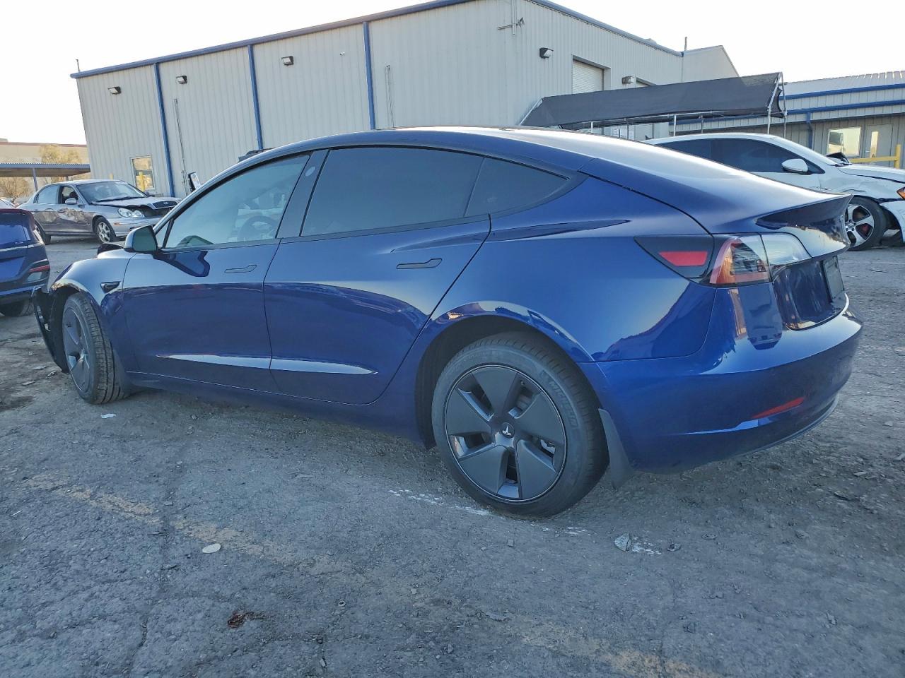 Tesla Model 3 Image 7