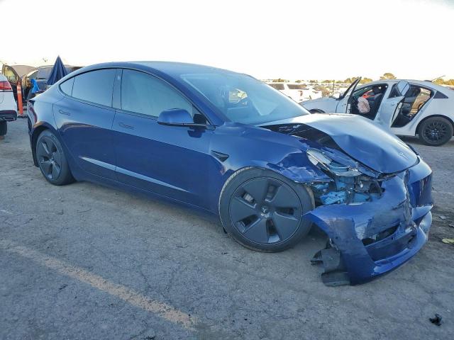 Tesla Model 3 Image 6