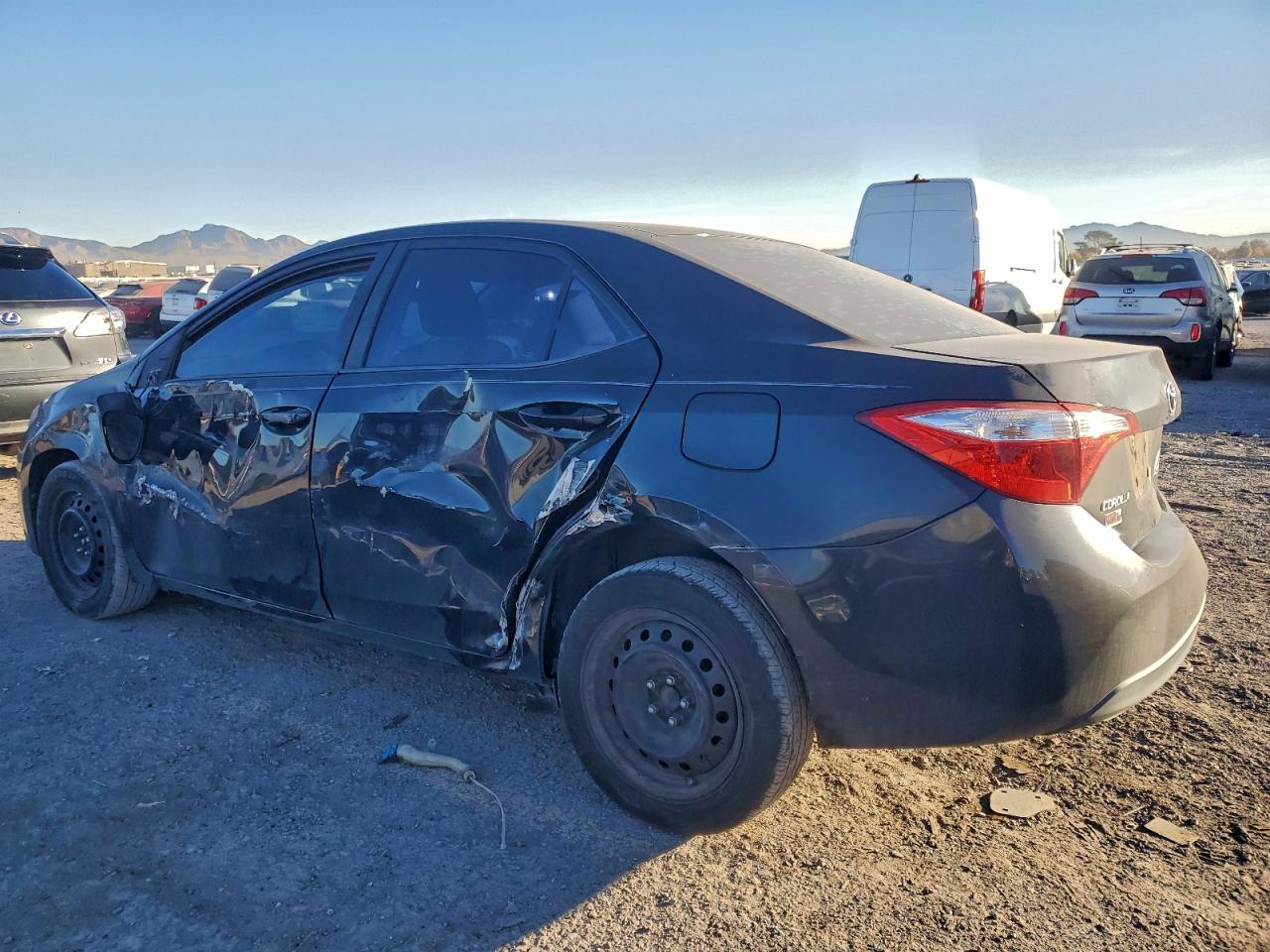 Toyota Corolla L Image 7