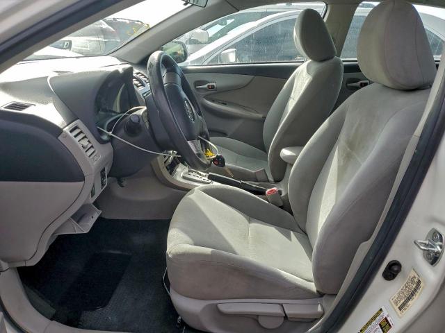 Toyota Corolla Base Image 6