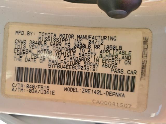 Toyota Corolla Base Image 11