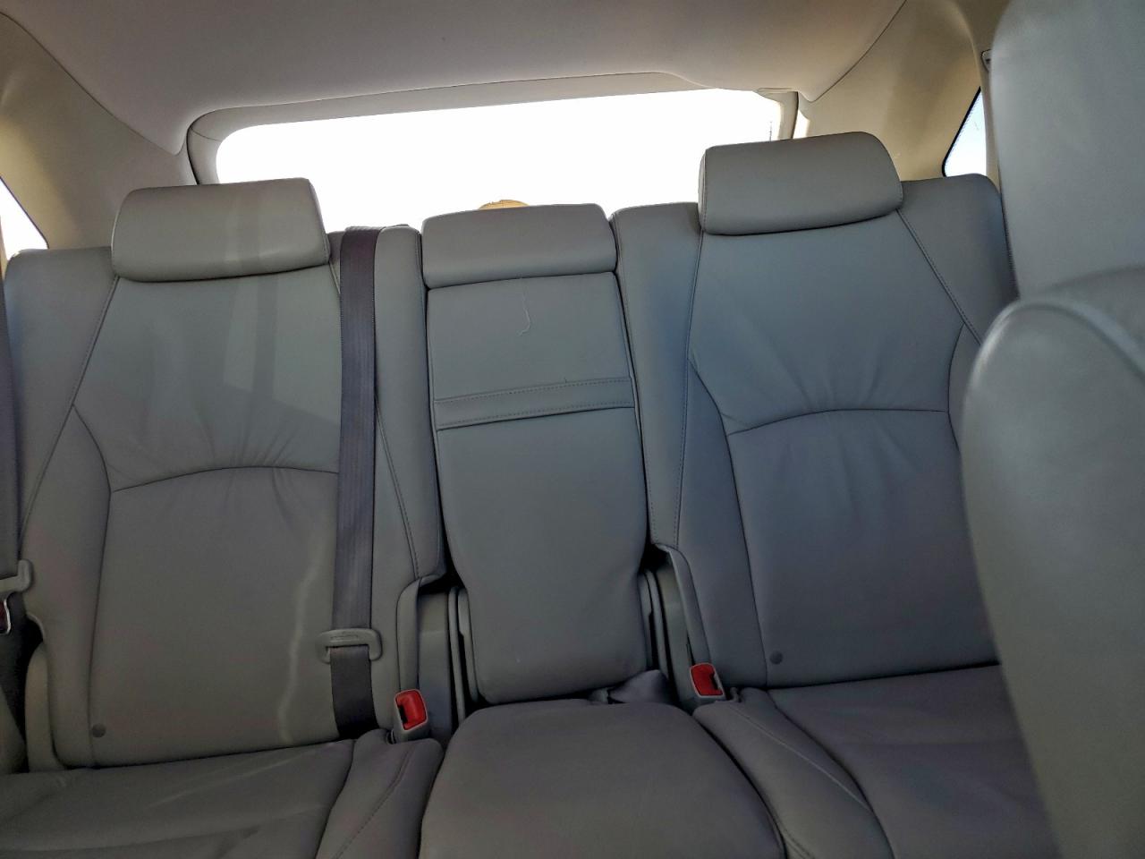 Lexus RX 330 Image 5