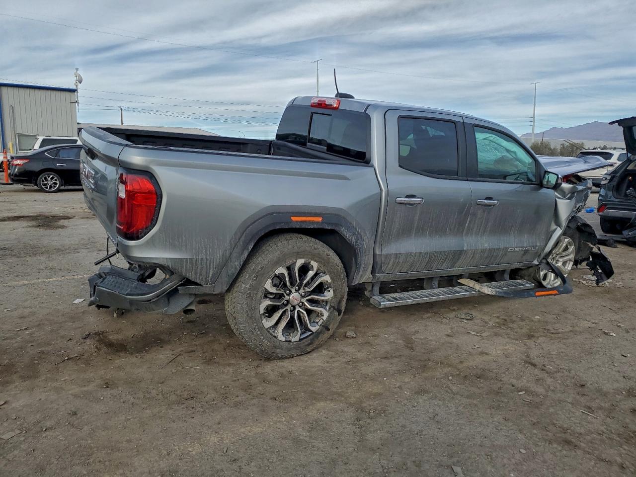GMC Canyon Denali Image 3