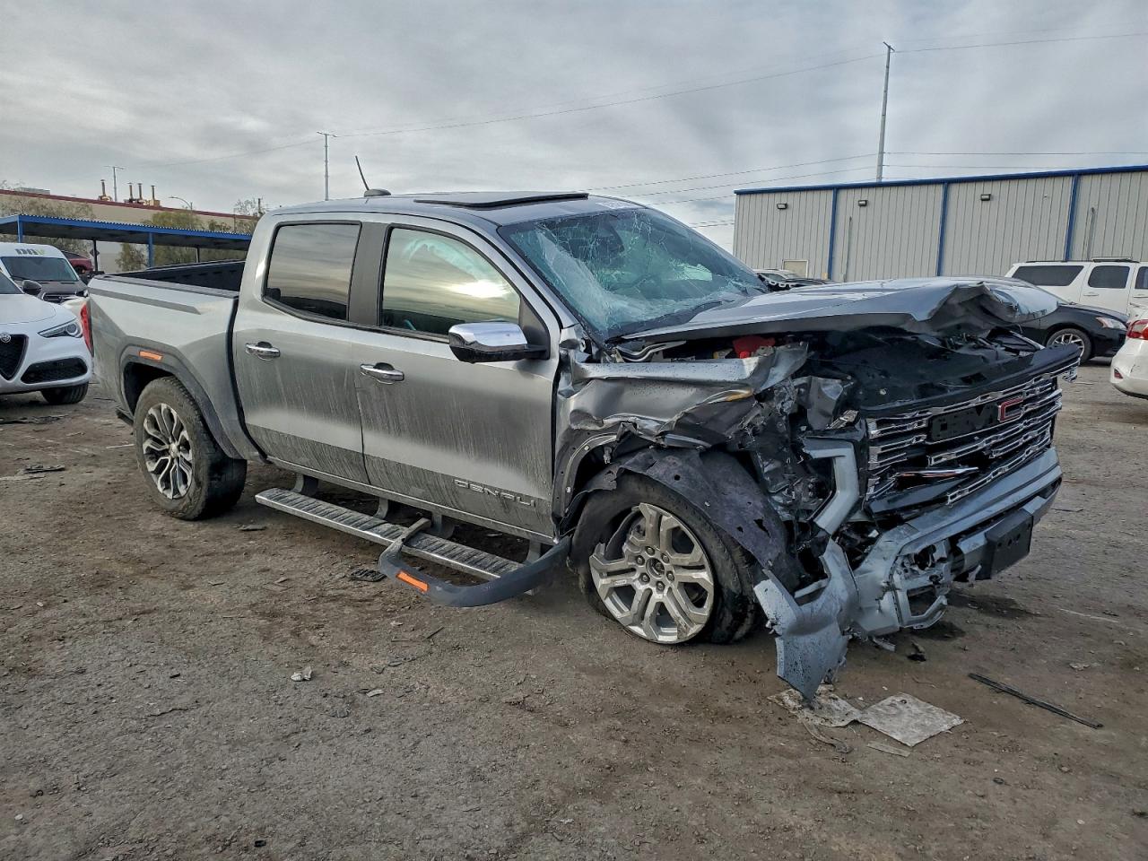GMC Canyon Denali Image 10