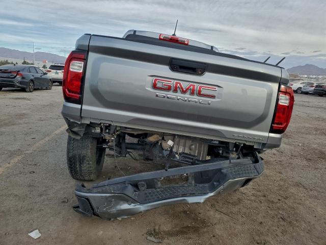 GMC Canyon Denali Image 7