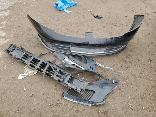 Lincoln MKS Image 14