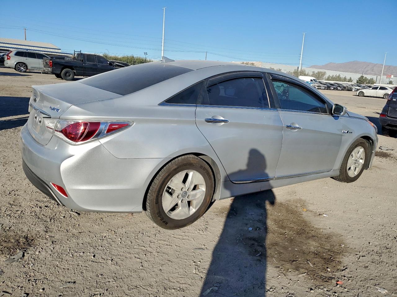 Hyundai SONATA Hybrid Image 7