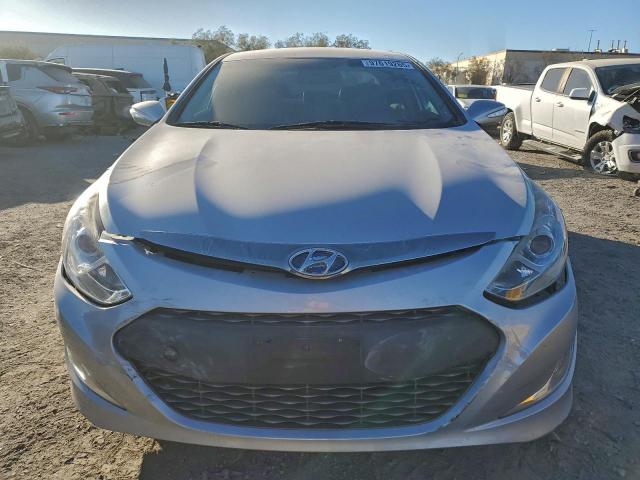 Hyundai SONATA Hybrid Image 3