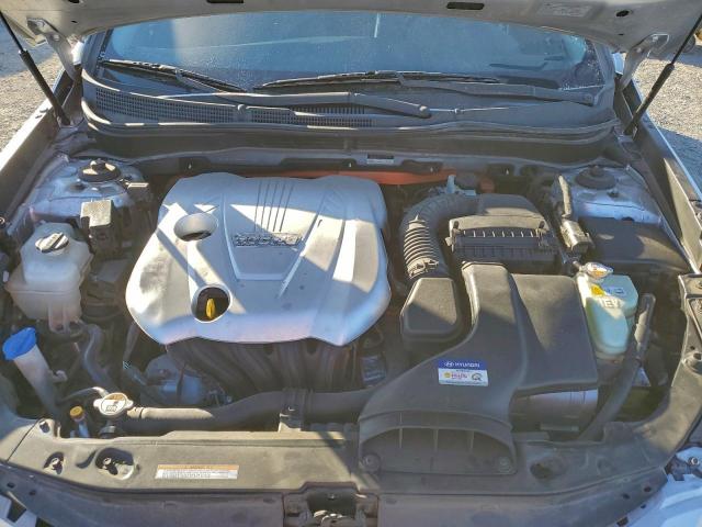 Hyundai SONATA Hybrid Image 8