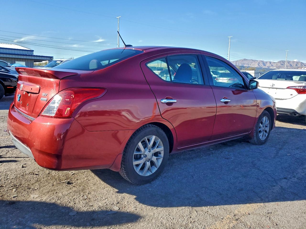 Nissan Versa S Image 4