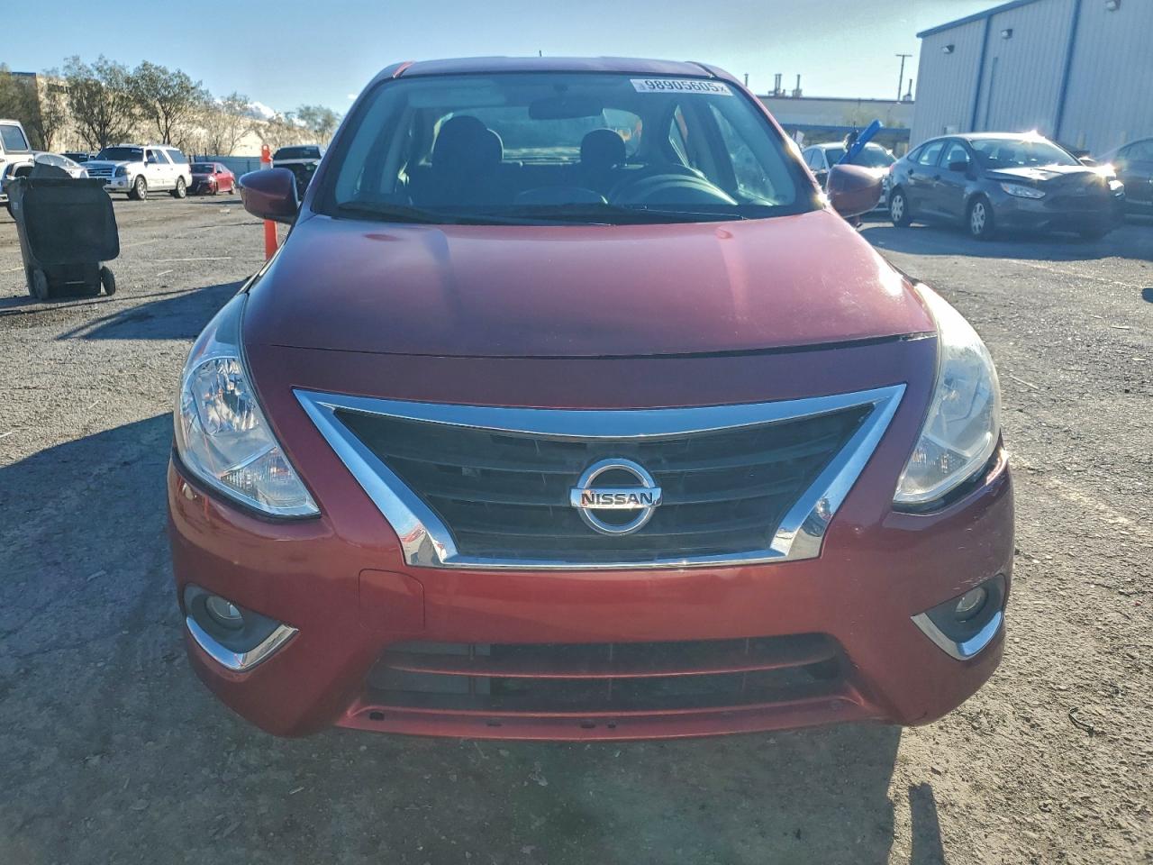 Nissan Versa S Image 8