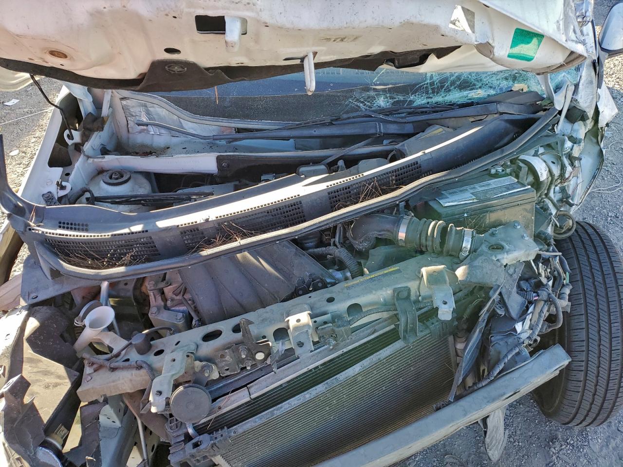 Nissan Versa S Image 9