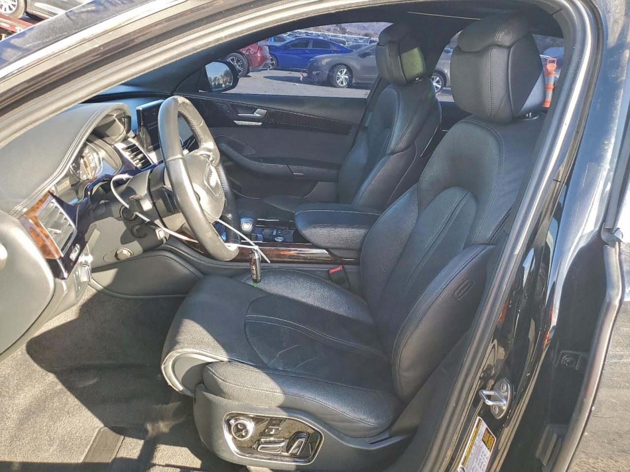 Audi A8 L Quattro Image 4