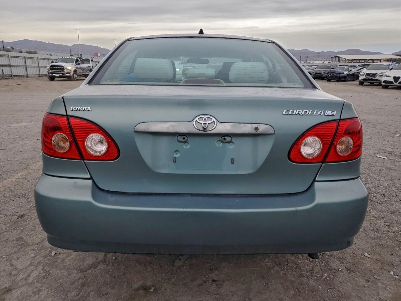 Toyota Corolla Ce Image 12