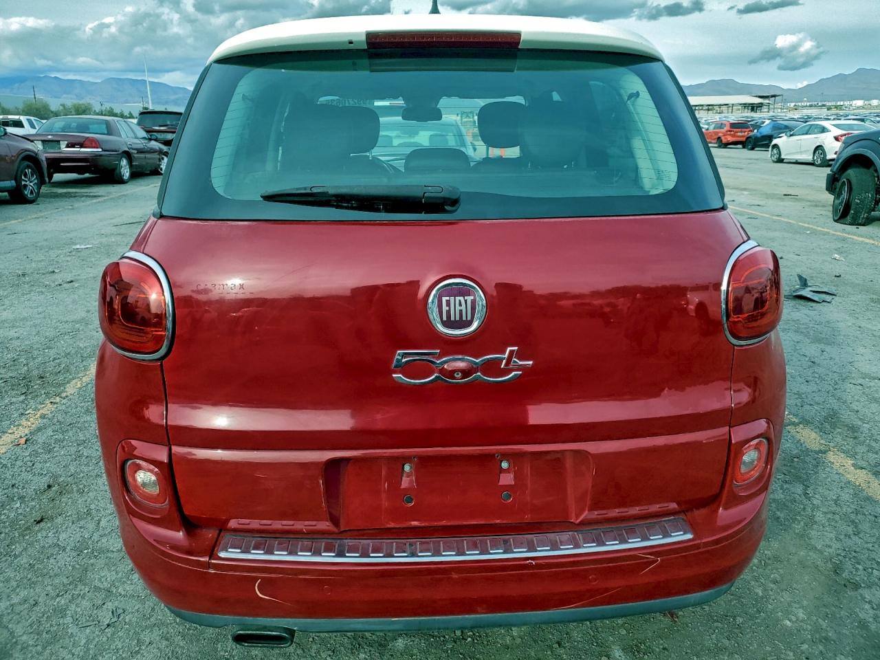 FIAT 500 Lounge Image 6