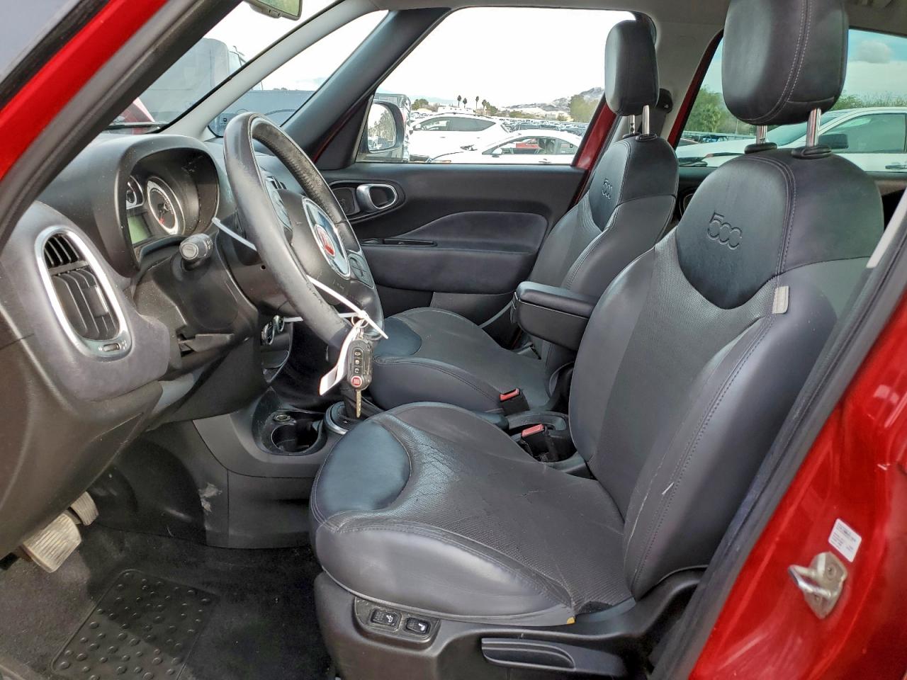 FIAT 500 Lounge Image 12