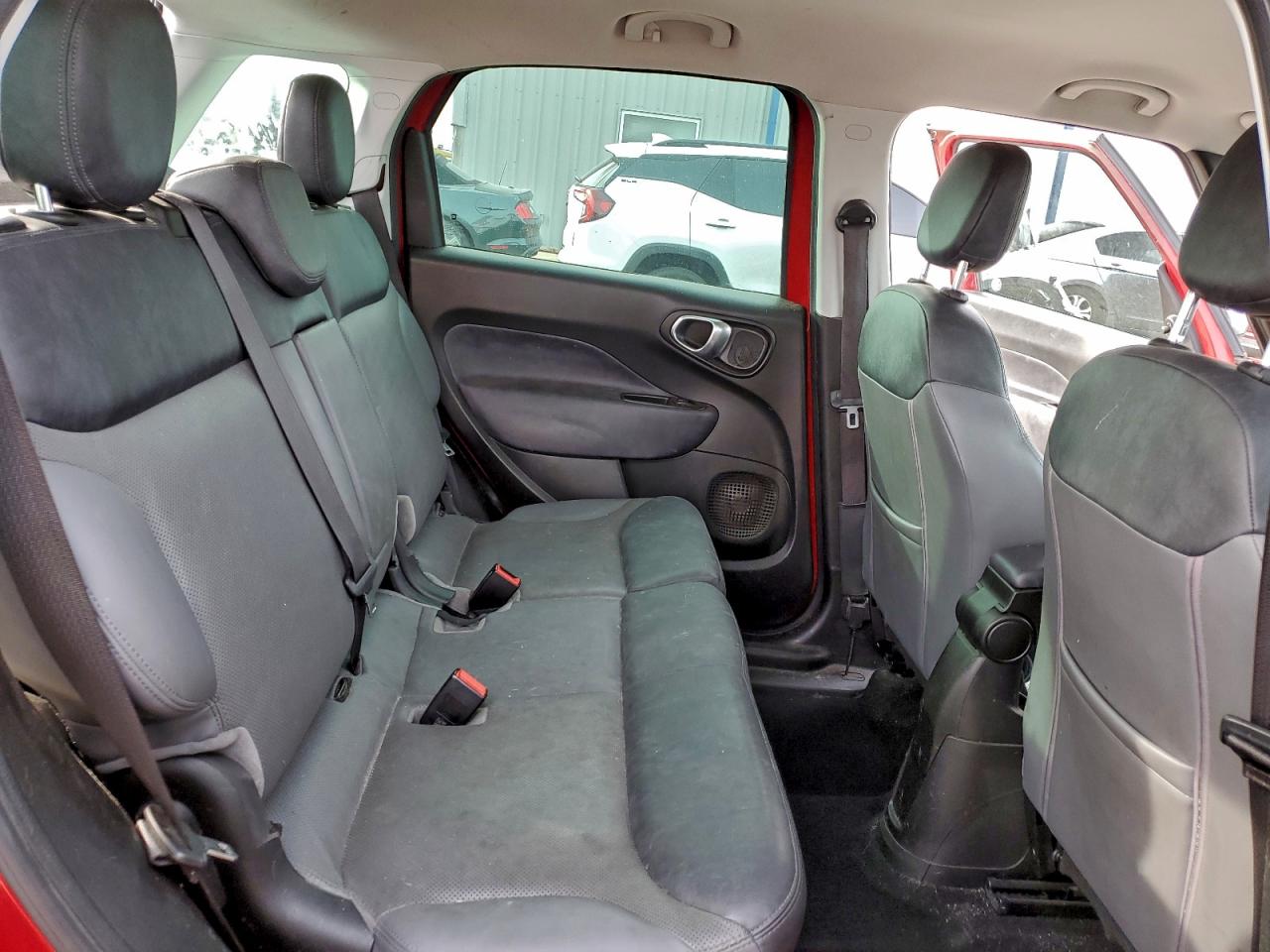 FIAT 500 Lounge Image 8