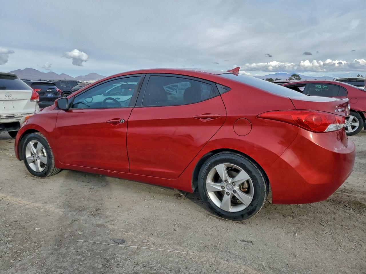 Hyundai ELANTRA Gls Image 6