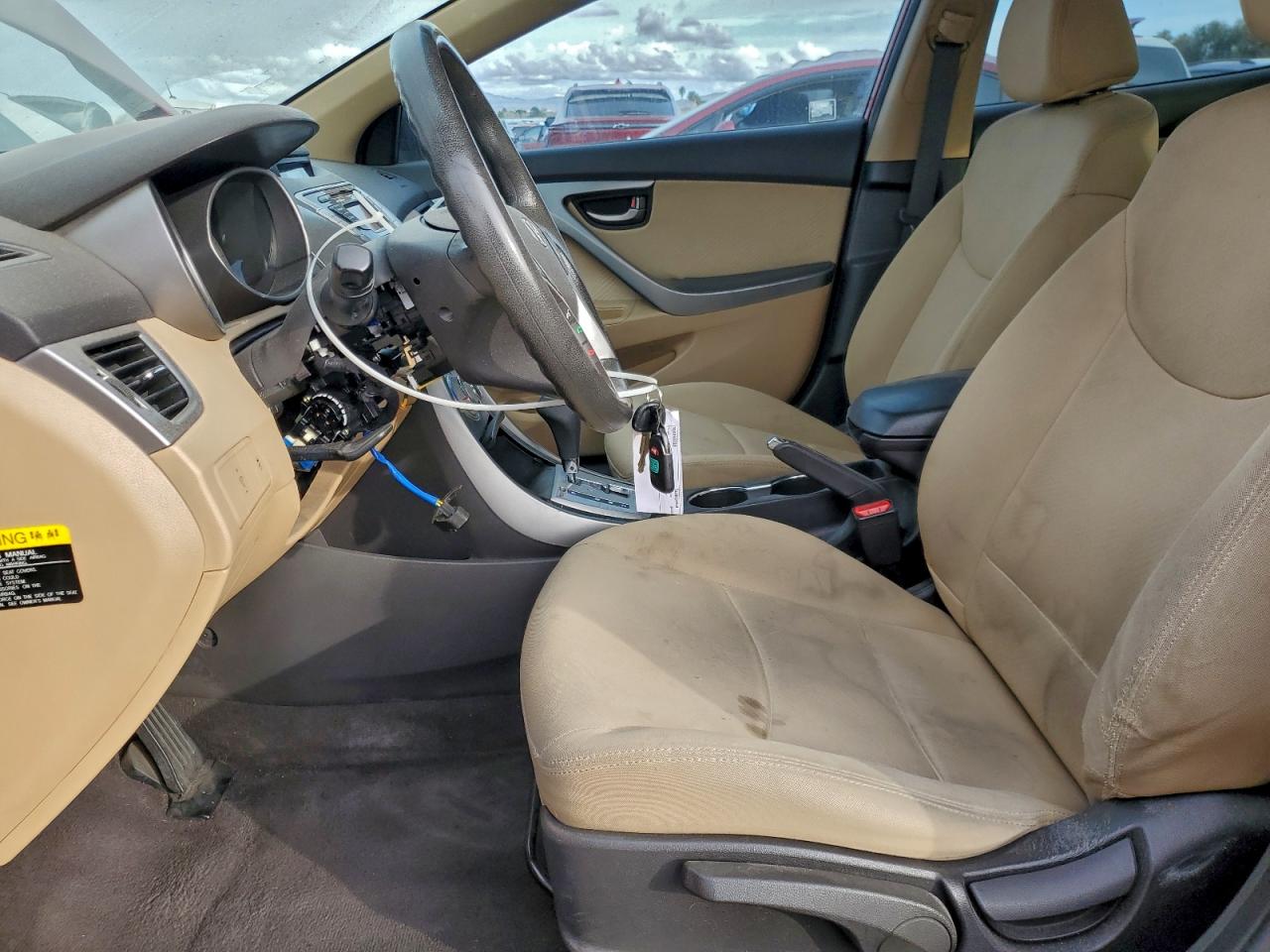 Hyundai ELANTRA Gls Image 7