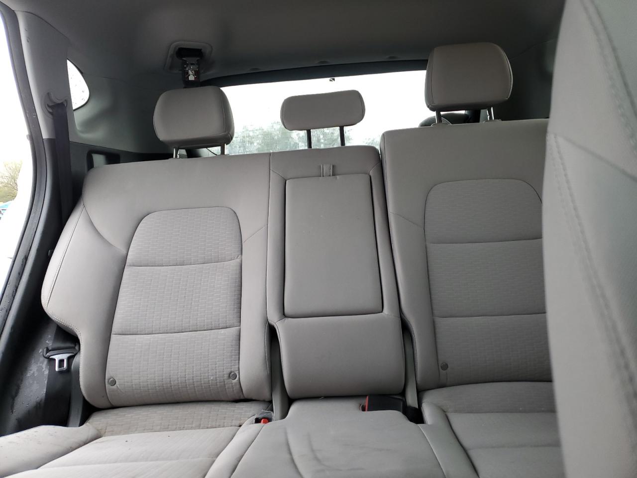 Hyundai TUCSON Se Image 6