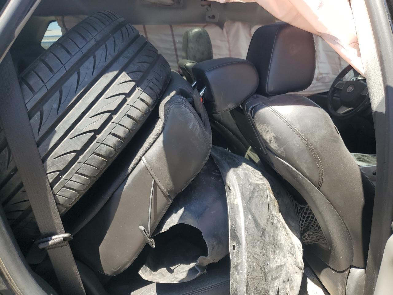 Cadillac SRX Performance Collection Image 3