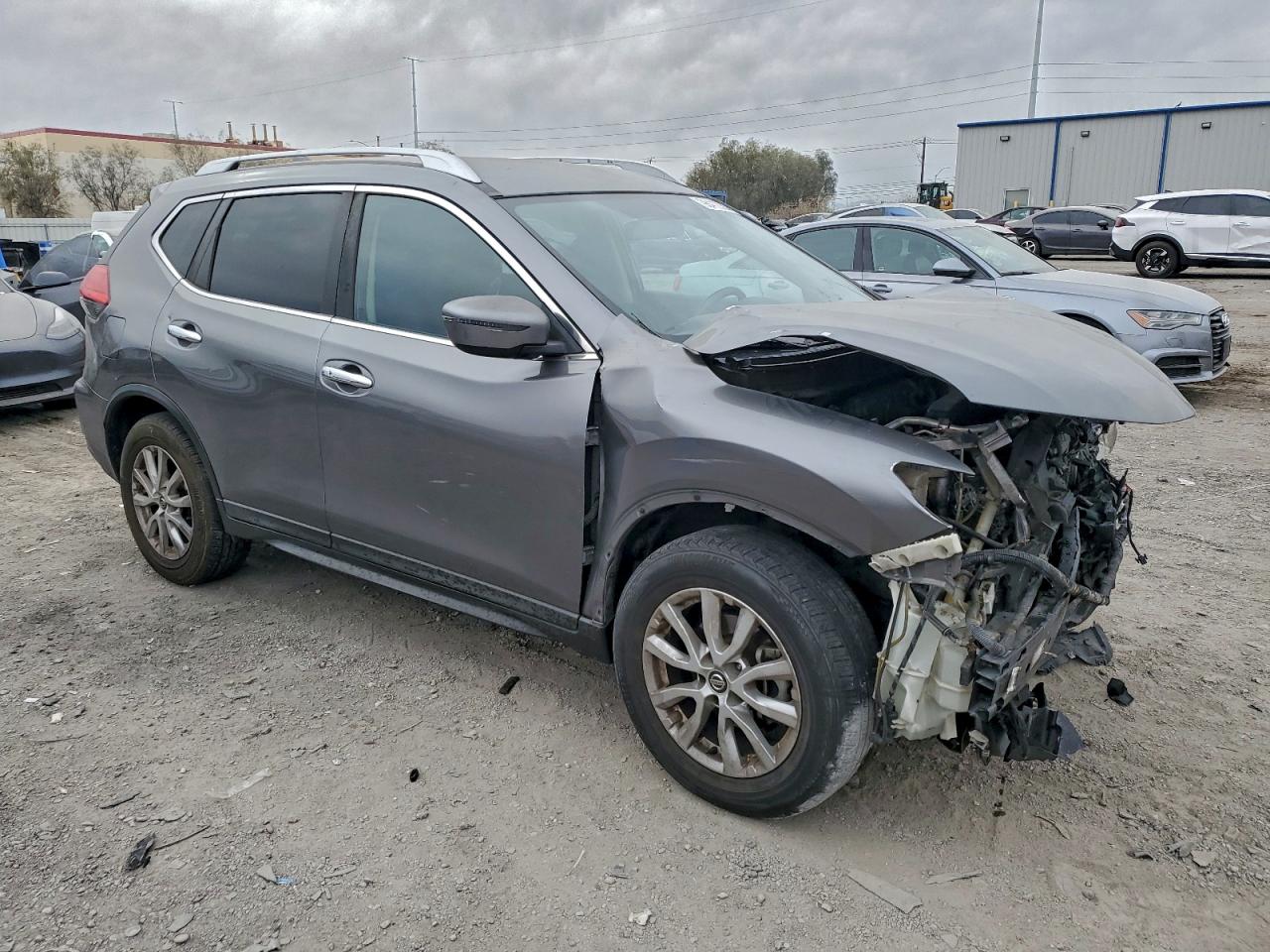 Nissan Rogue S Image 6