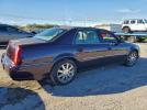 Cadillac DTS Image 2