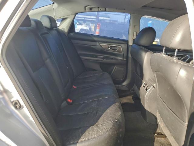 Nissan Altima 2.5 Image 6