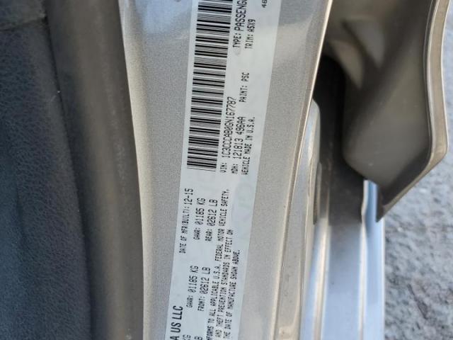 Chrysler 200 Limited Image 8