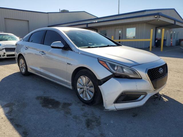 Hyundai SONATA Hybrid Image 3