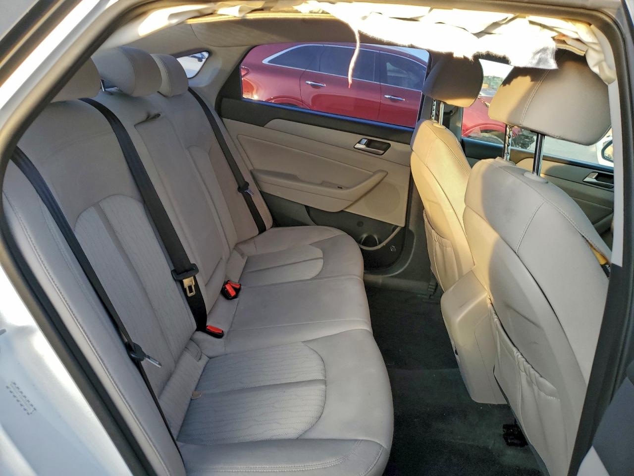 Hyundai SONATA Hybrid Image 9