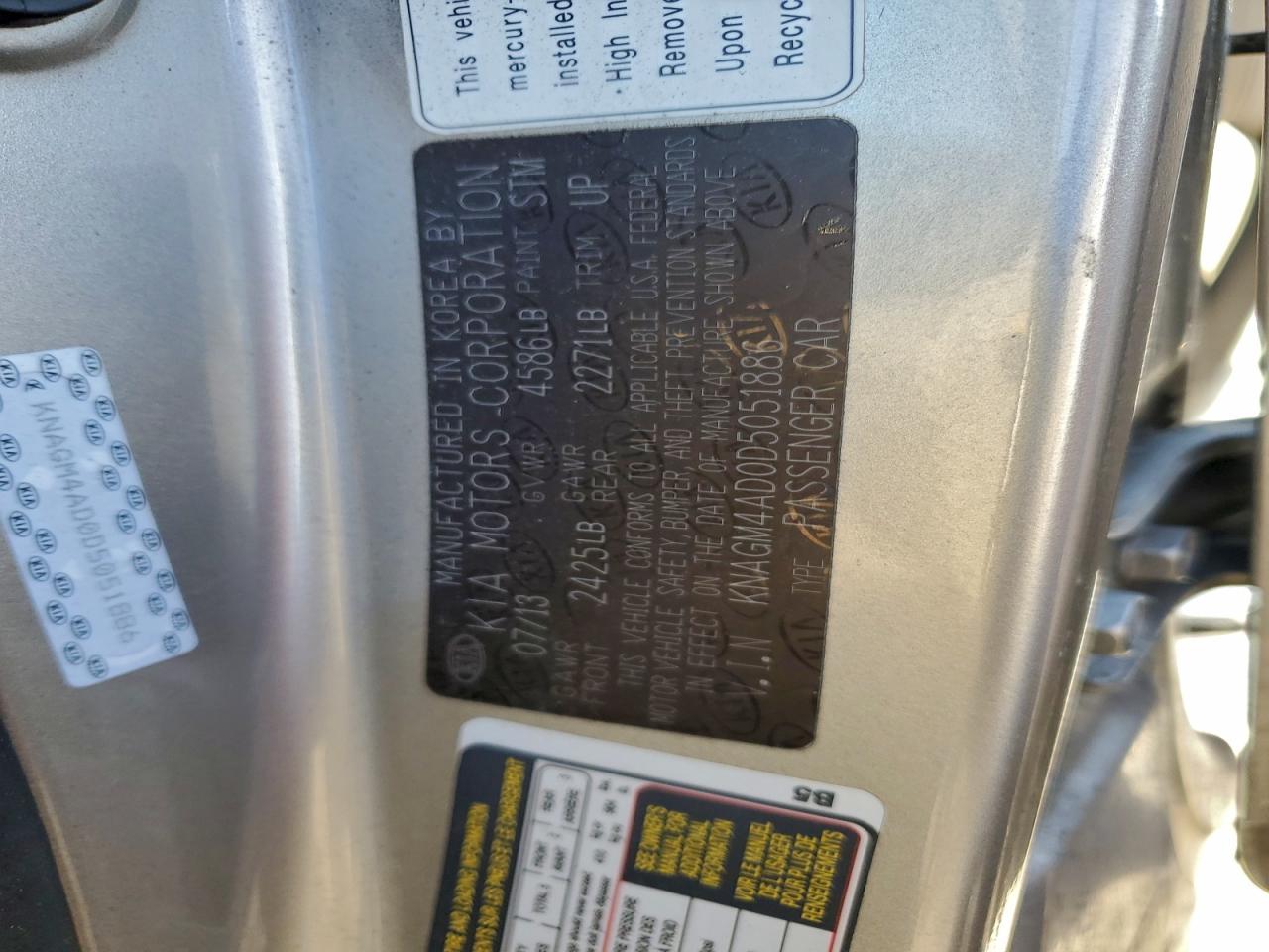 Kia Optima Hybrid Image 10