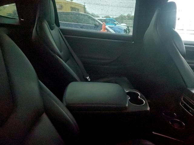 Tesla Model X Image 13