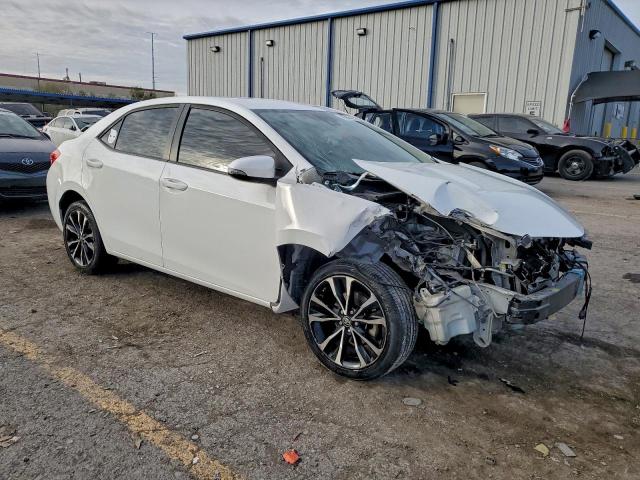 Toyota Corolla L Image 5