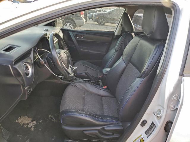 Toyota Corolla L Image 13