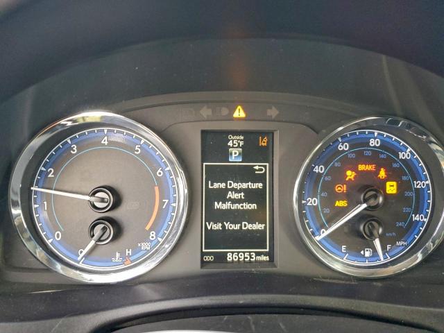 Toyota Corolla L Image 3