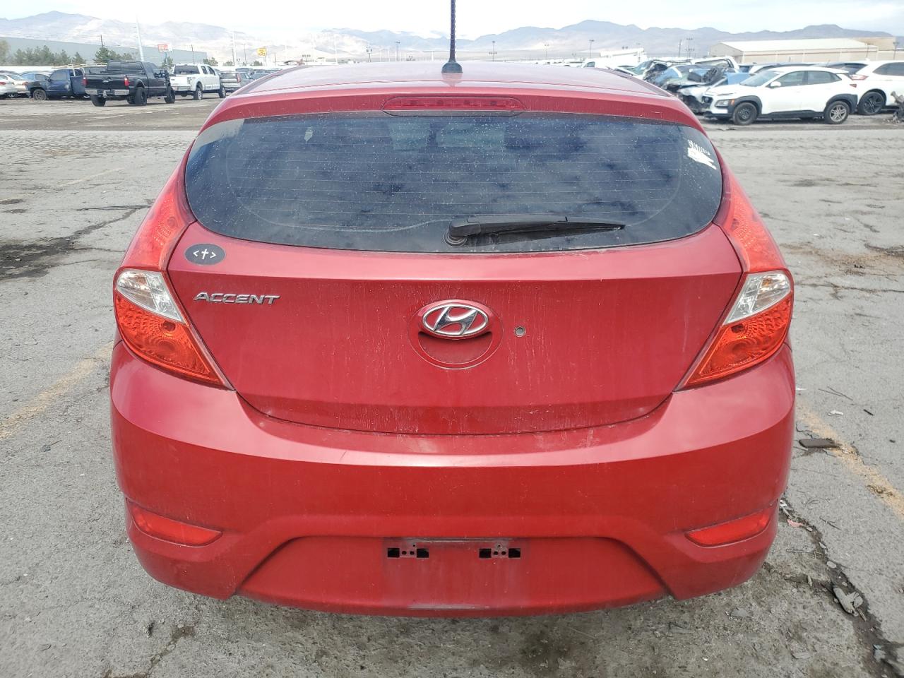 Hyundai ACCENT Se Image 4