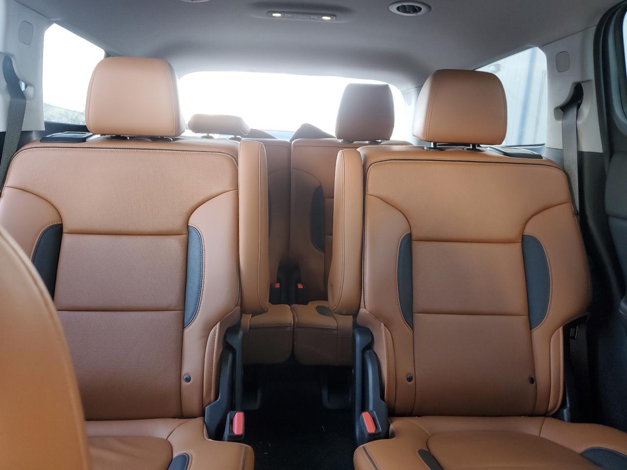 GMC Acadia At4 Image 9