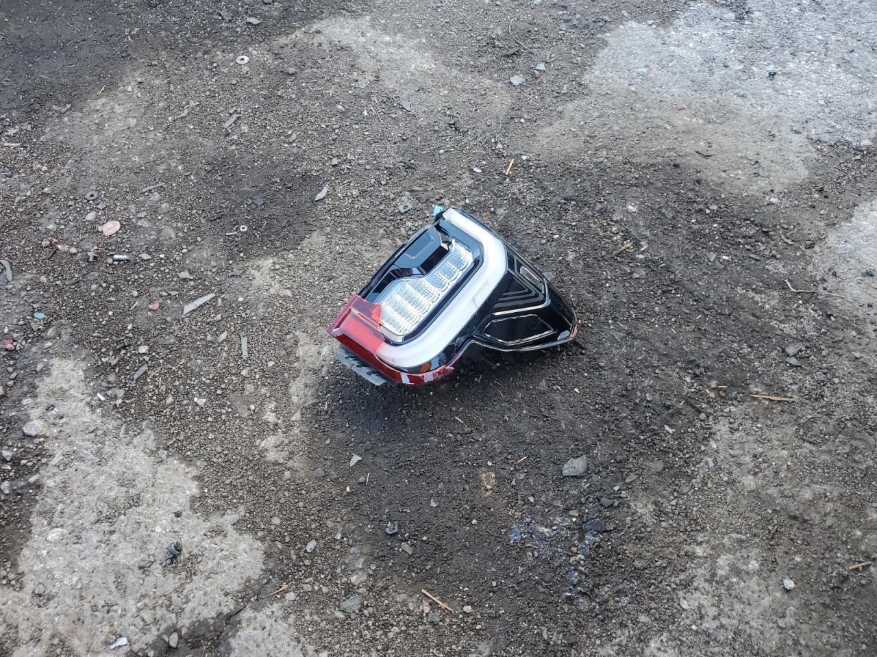 GMC Acadia At4 Image 10