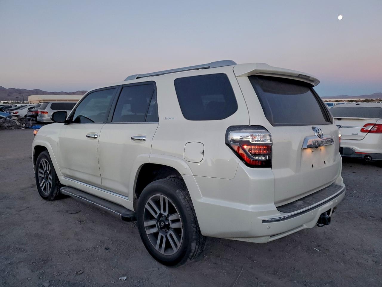 Toyota 4Runner Sr5/sr5 Premium Image 5