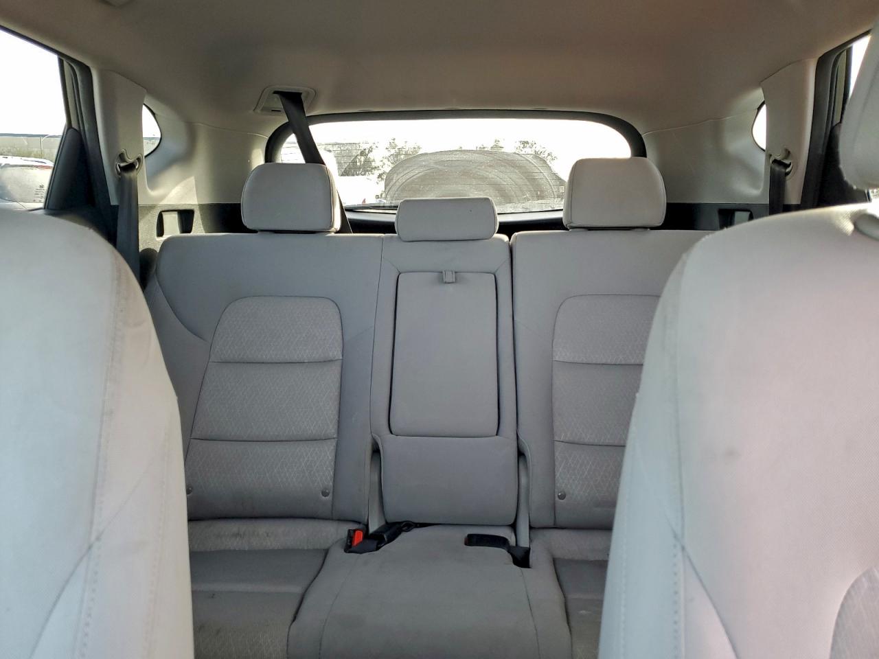 Hyundai TUCSON Limited Image 12