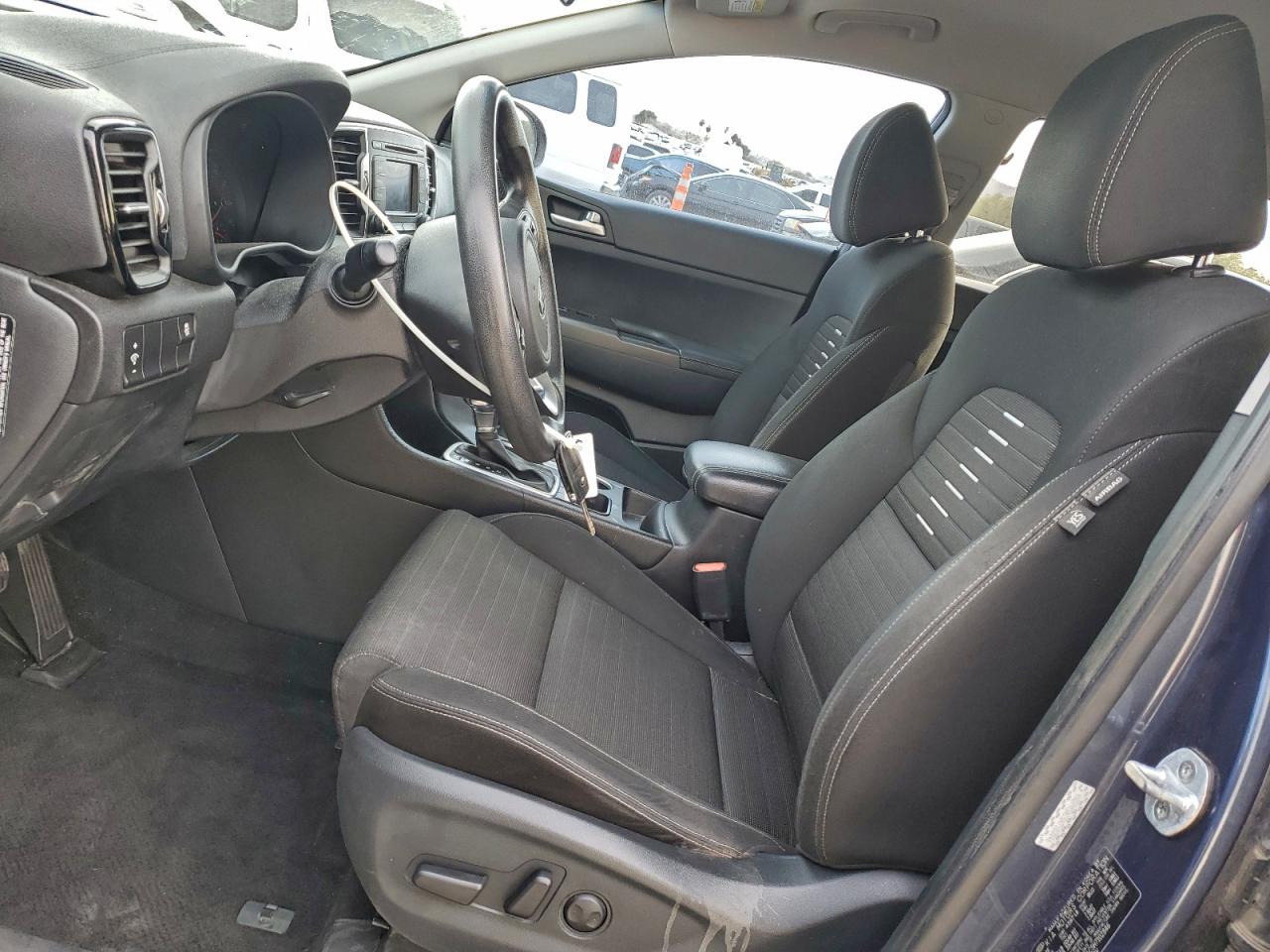 Kia Sportage Lx Image 3