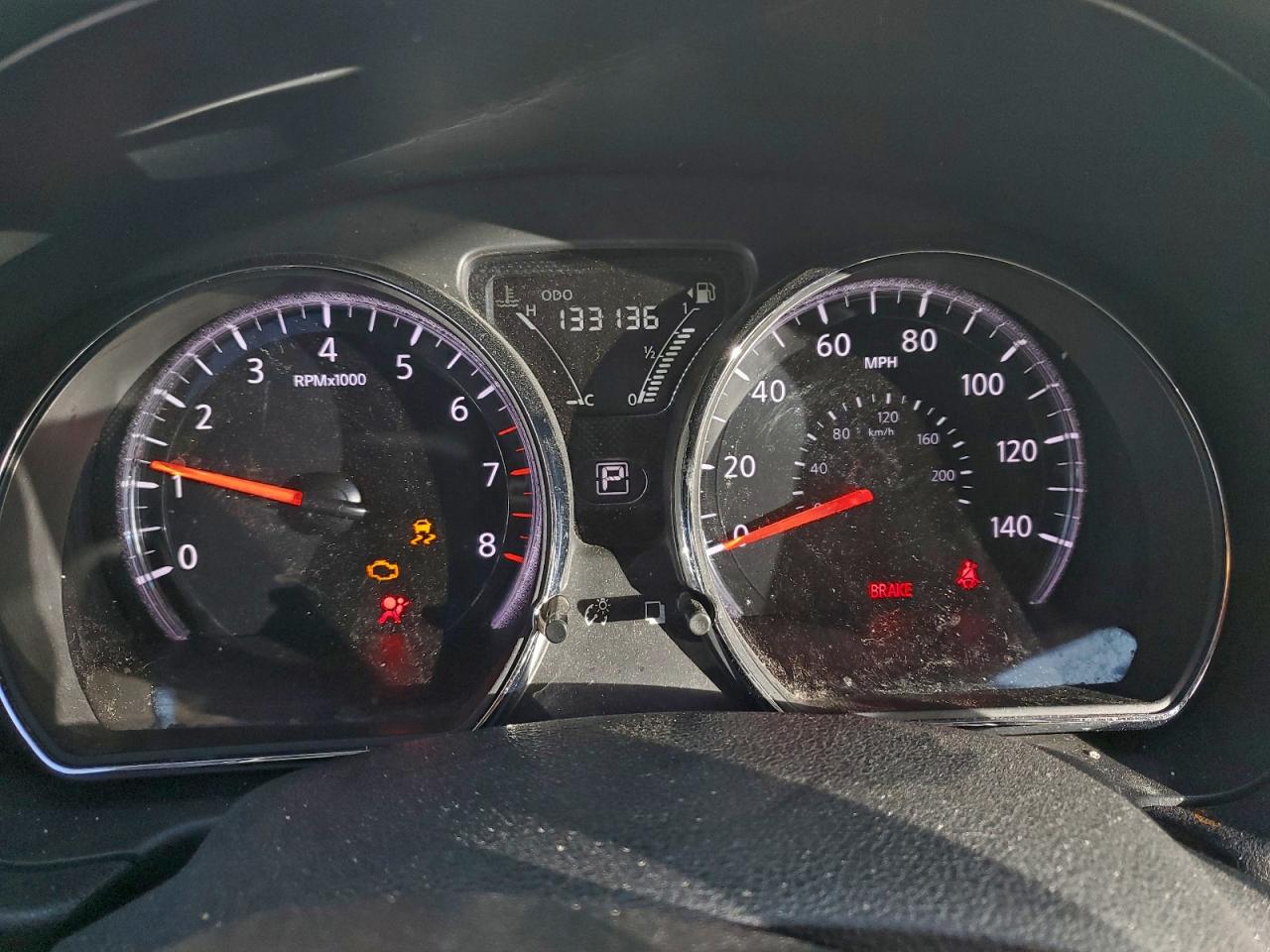 Nissan Versa S Image 10