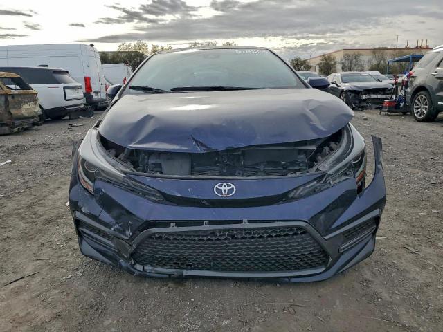 Toyota Corolla Se Image 6